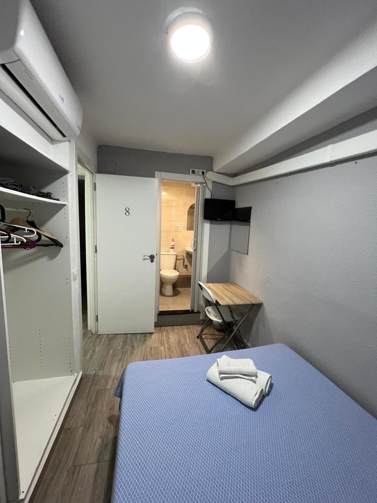 Guesthouse Central Alicante Bagian luar foto