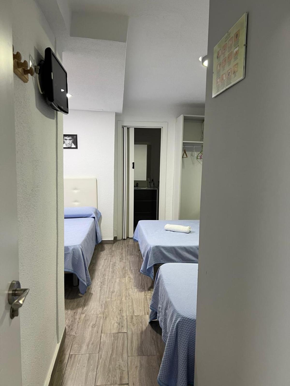 Guesthouse Central Alicante Bagian luar foto