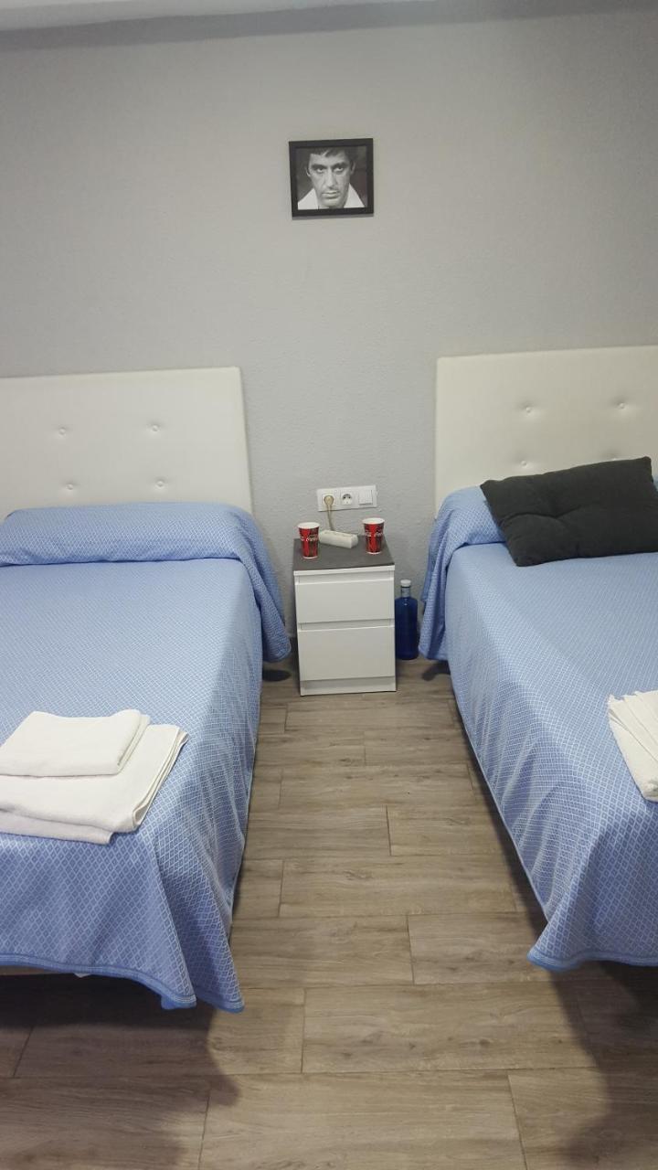 Guesthouse Central Alicante Bagian luar foto