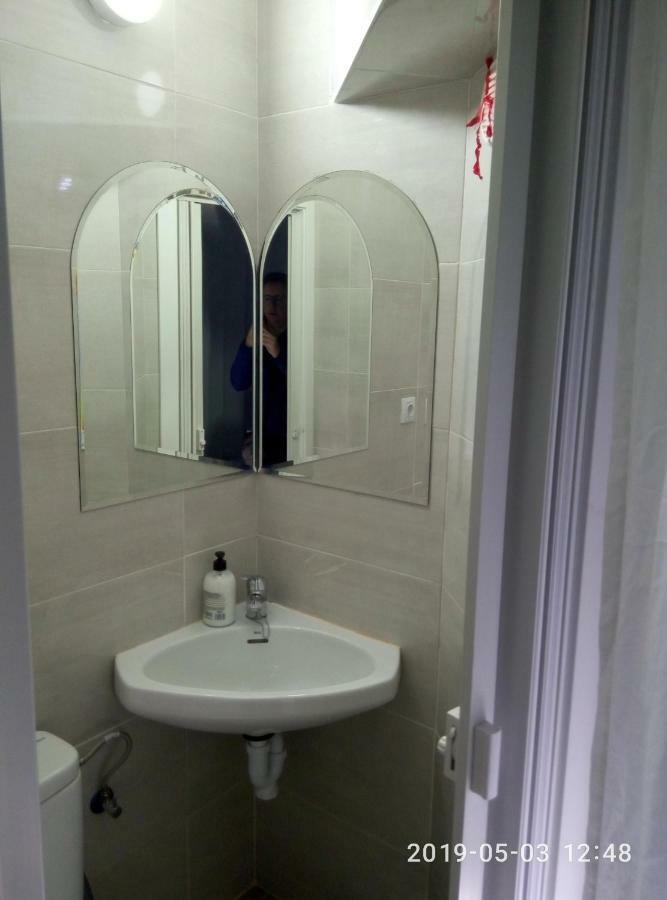 Guesthouse Central Alicante Bagian luar foto